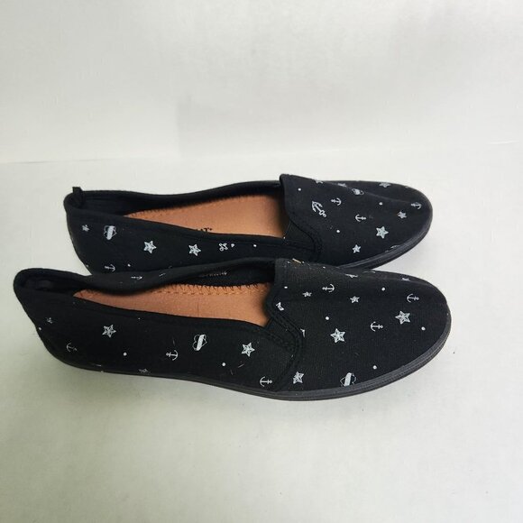 Ardene Mat Yoga Shoes Size 8 - Picture 2 of 8